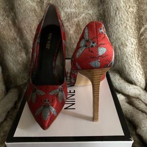 Red print pump